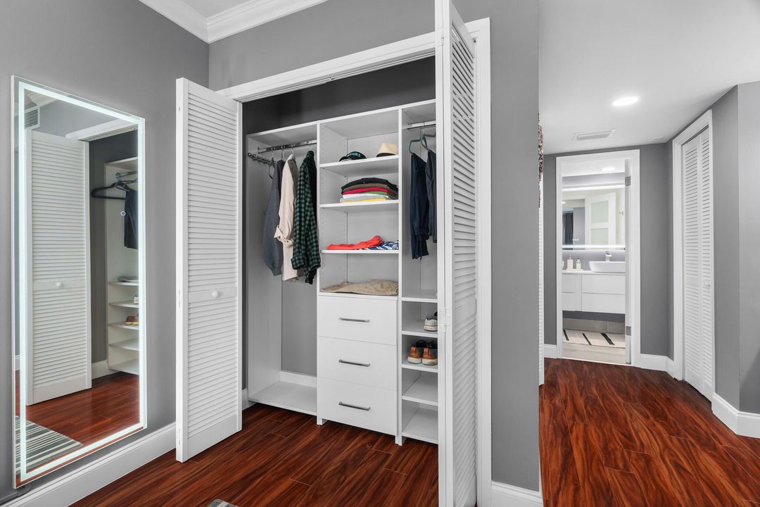 Active With Contract: $224,424 (1 beds, 1 baths, 960 Square Feet)