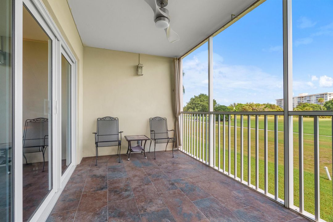 Active With Contract: $224,424 (1 beds, 1 baths, 960 Square Feet)