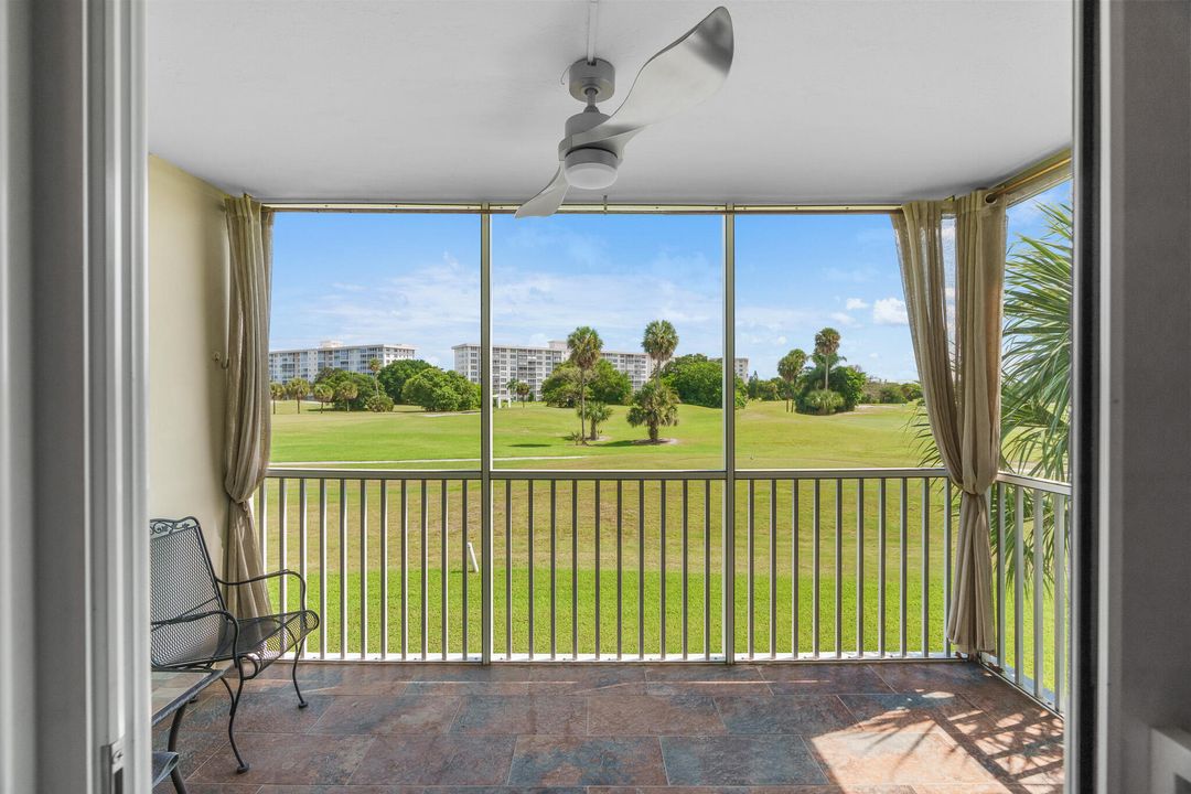 Active With Contract: $224,424 (1 beds, 1 baths, 960 Square Feet)