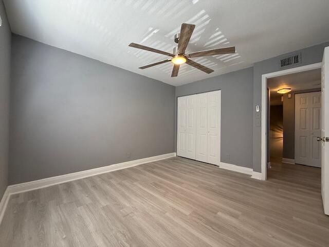 Activo con contrato: $435,000 (3 camas, 2 baños, 1449 Pies cuadrados)