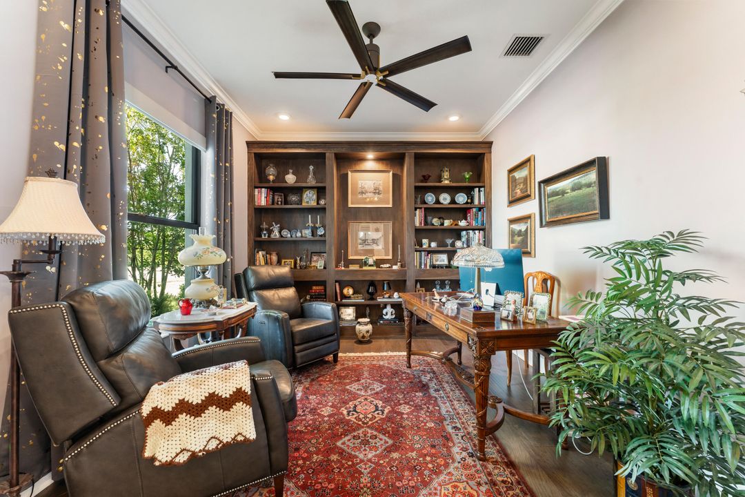 Activo con contrato: $829,900 (3 camas, 3 baños, 2766 Pies cuadrados)