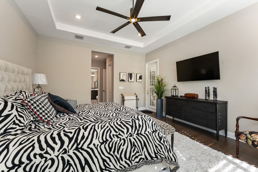 Activo con contrato: $829,900 (3 camas, 3 baños, 2766 Pies cuadrados)