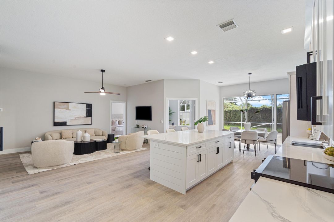 En Venta: $695,000 (3 camas, 2 baños, 1552 Pies cuadrados)