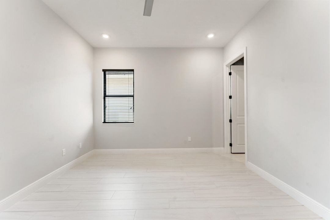 Activo con contrato: $829,900 (3 camas, 3 baños, 2766 Pies cuadrados)