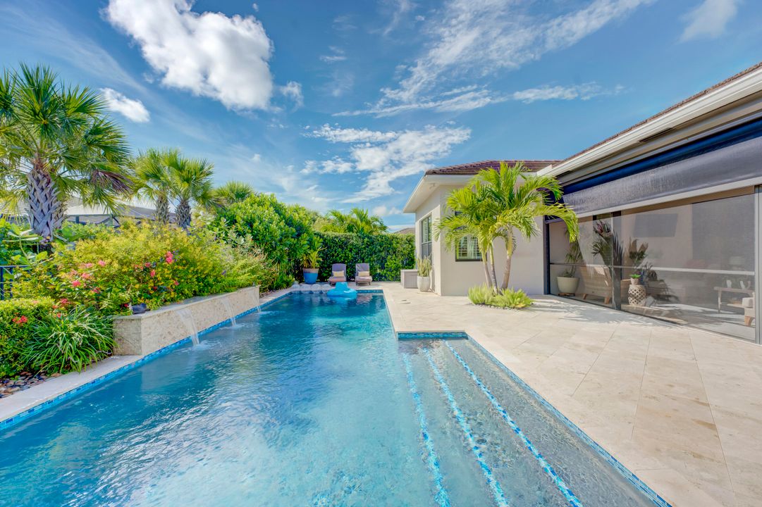 Activo con contrato: $829,900 (3 camas, 3 baños, 2766 Pies cuadrados)