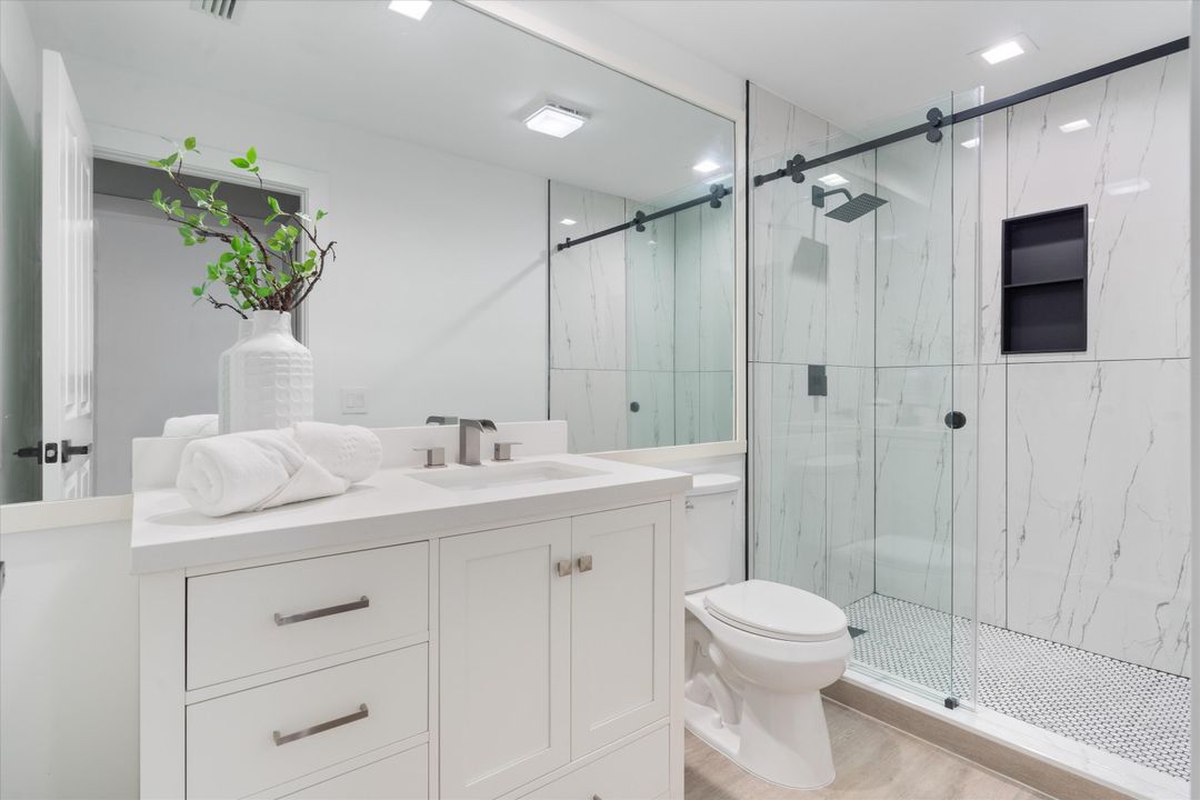 En Venta: $695,000 (3 camas, 2 baños, 1552 Pies cuadrados)