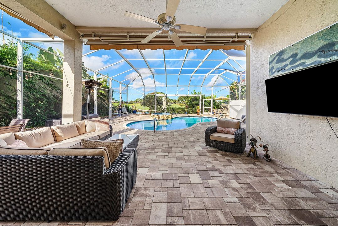 Activo con contrato: $999,000 (3 camas, 4 baños, 2843 Pies cuadrados)