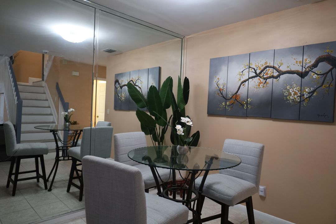 For Sale: $432,900 (3 beds, 3 baths, 1468 Square Feet)