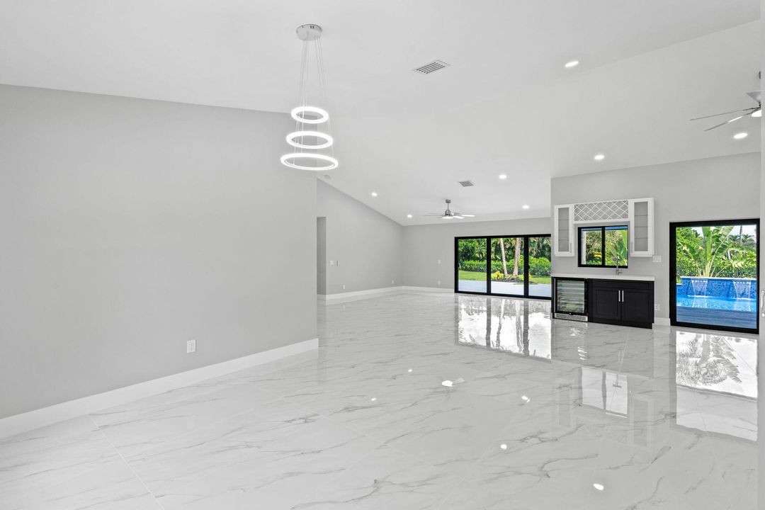 For Sale: $2,639,000 (5 beds, 3 baths, 3314 Square Feet)