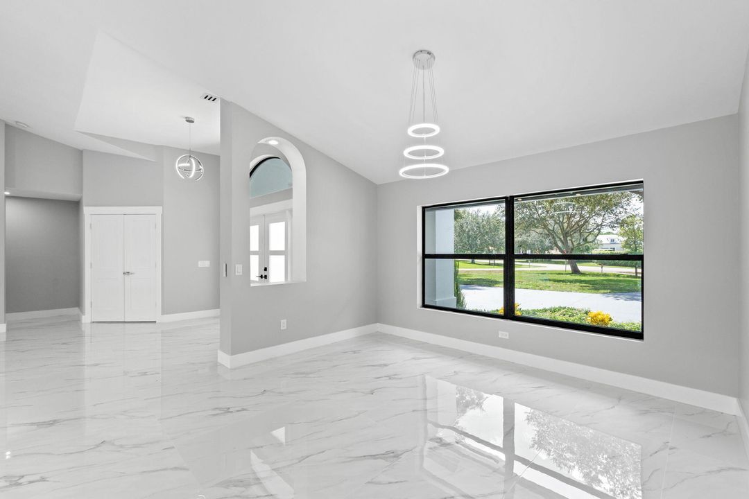 For Sale: $2,639,000 (5 beds, 3 baths, 3314 Square Feet)