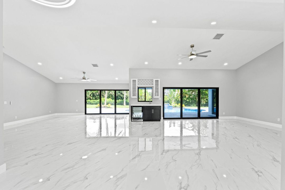 For Sale: $2,639,000 (5 beds, 3 baths, 3314 Square Feet)