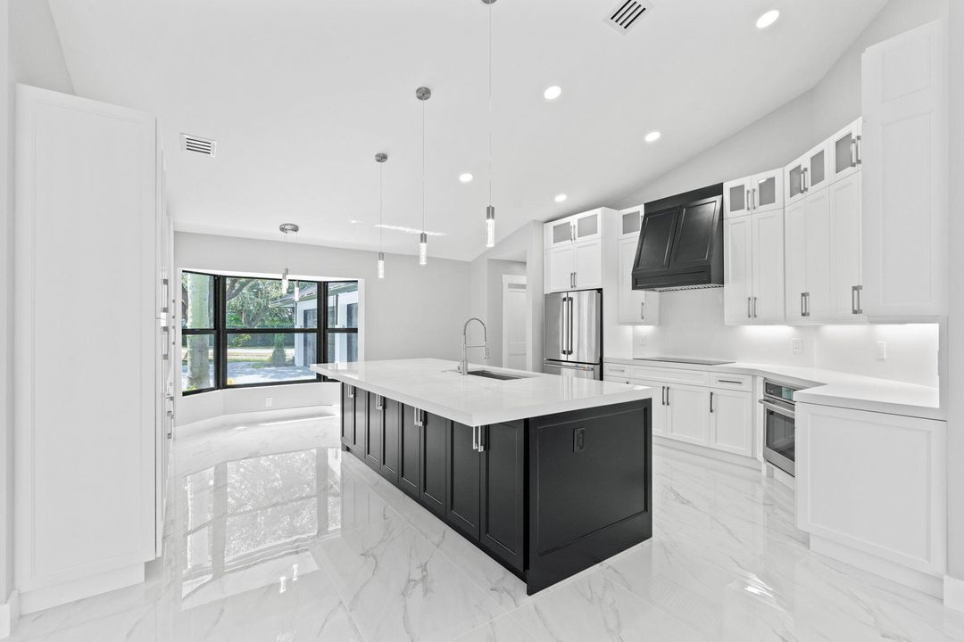 For Sale: $2,639,000 (5 beds, 3 baths, 3314 Square Feet)