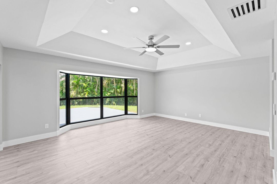 For Sale: $2,639,000 (5 beds, 3 baths, 3314 Square Feet)