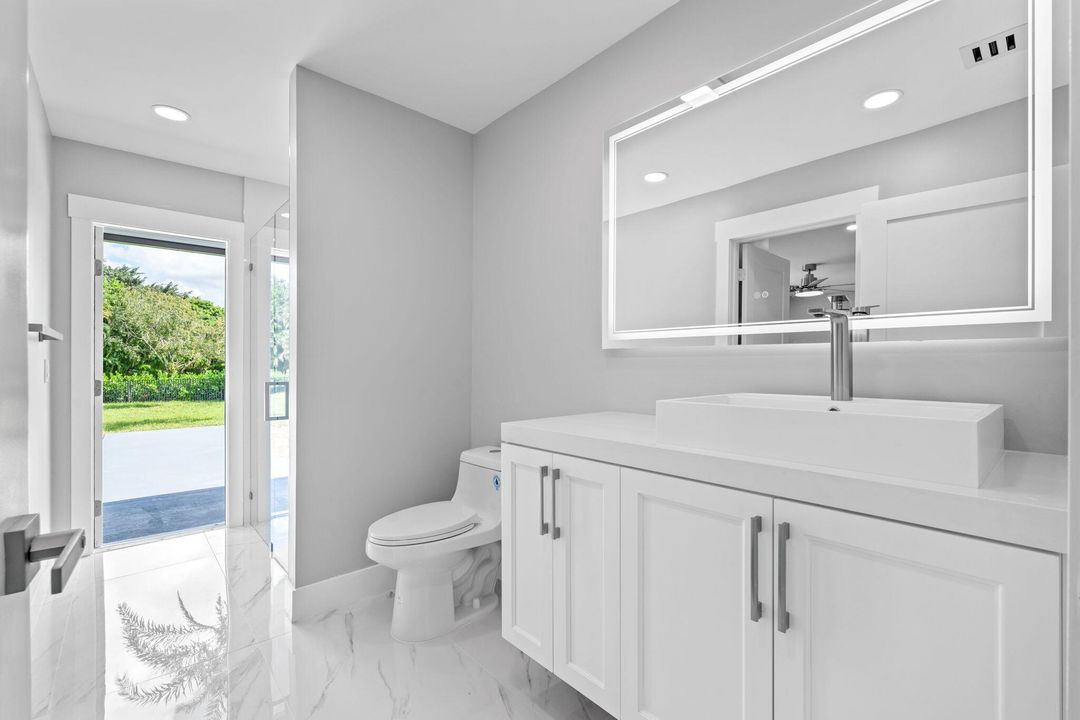 For Sale: $2,639,000 (5 beds, 3 baths, 3314 Square Feet)