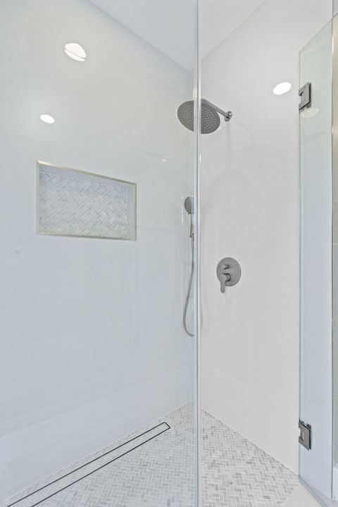 For Sale: $2,639,000 (5 beds, 3 baths, 3314 Square Feet)