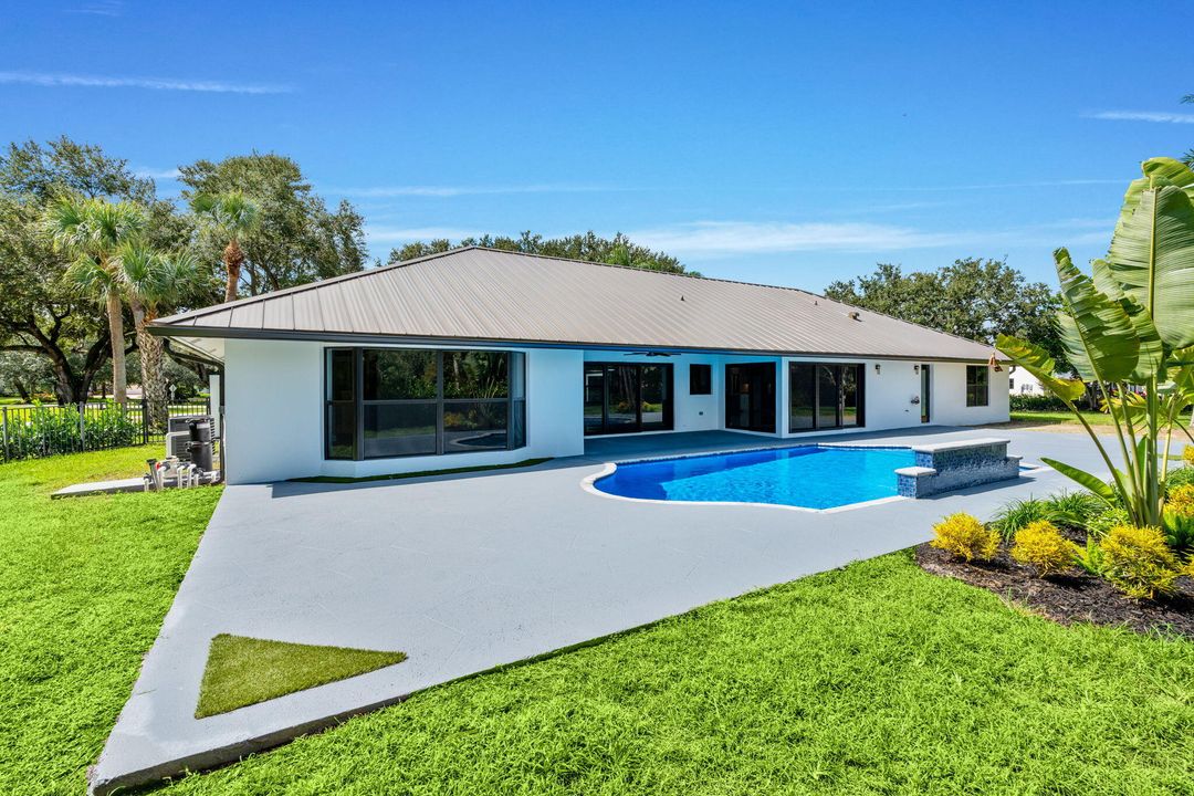 For Sale: $2,639,000 (5 beds, 3 baths, 3314 Square Feet)