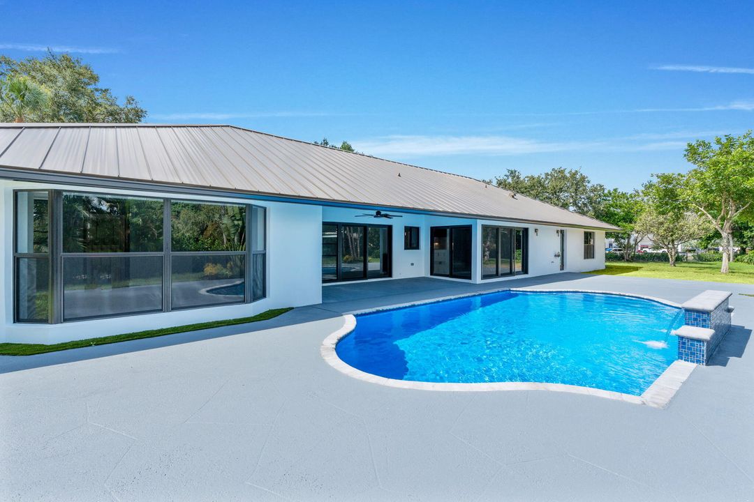 For Sale: $2,639,000 (5 beds, 3 baths, 3314 Square Feet)