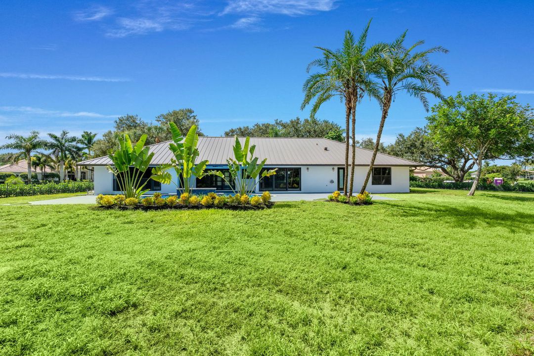 For Sale: $2,639,000 (5 beds, 3 baths, 3314 Square Feet)