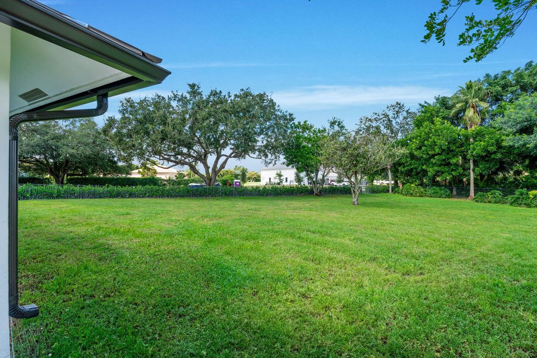 For Sale: $2,639,000 (5 beds, 3 baths, 3314 Square Feet)