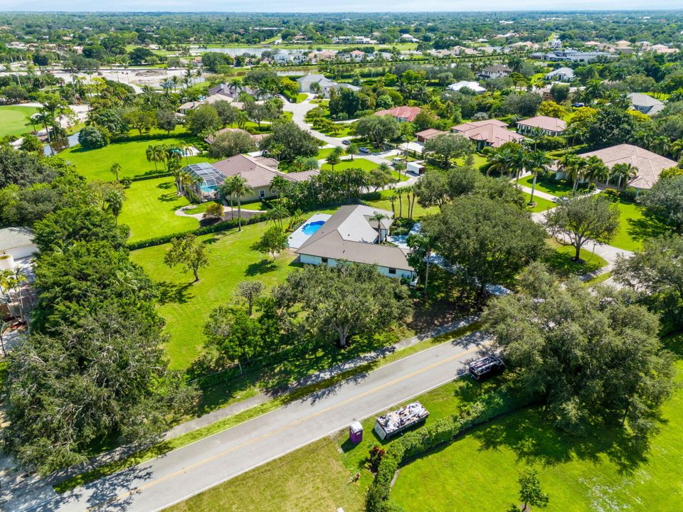 For Sale: $2,639,000 (5 beds, 3 baths, 3314 Square Feet)