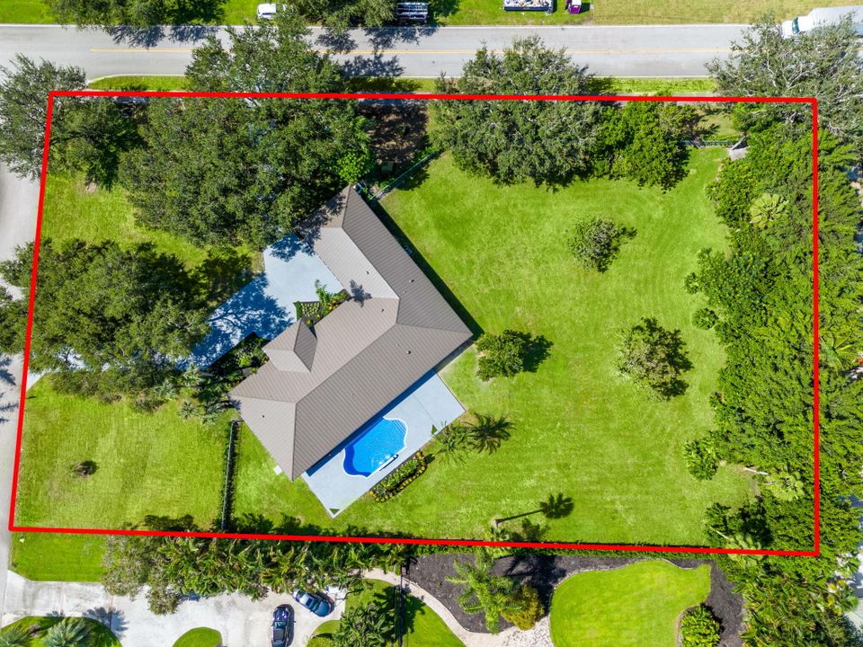 For Sale: $2,639,000 (5 beds, 3 baths, 3314 Square Feet)