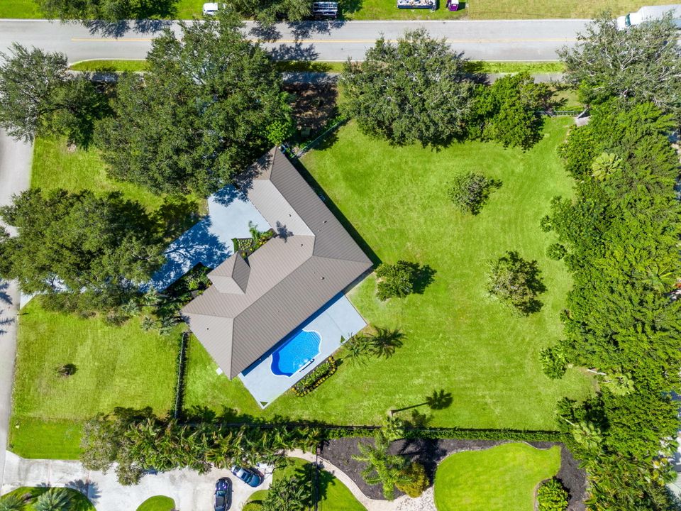 For Sale: $2,639,000 (5 beds, 3 baths, 3314 Square Feet)