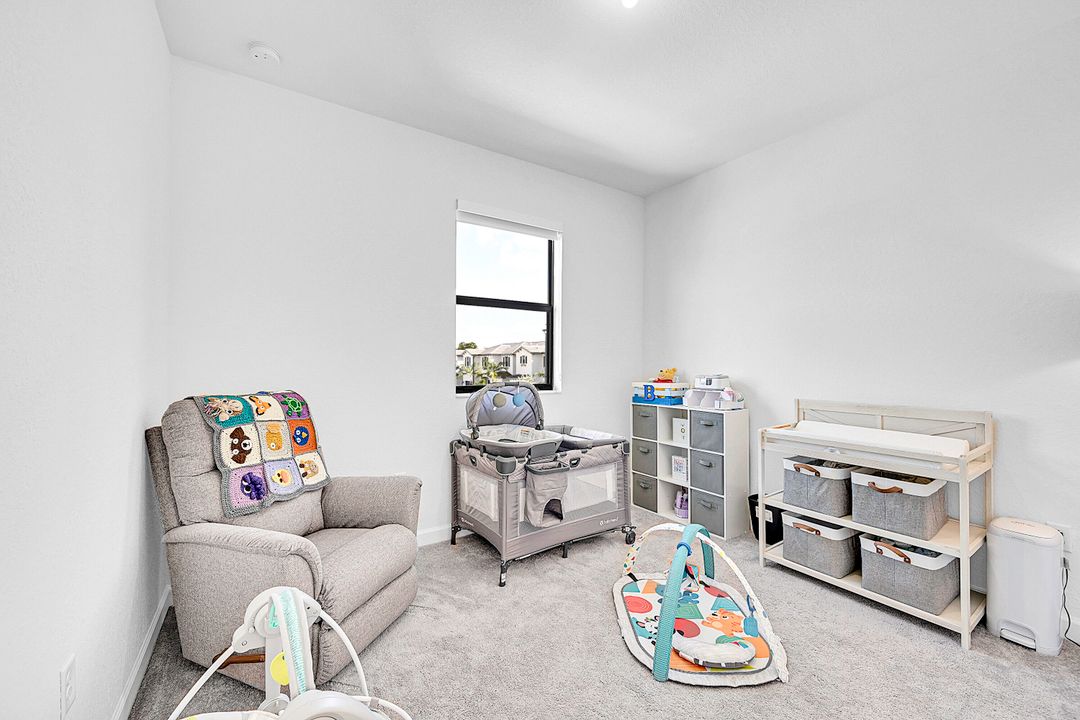 待售: $495,999 (3 贝兹, 2 浴室, 1419 平方英尺)