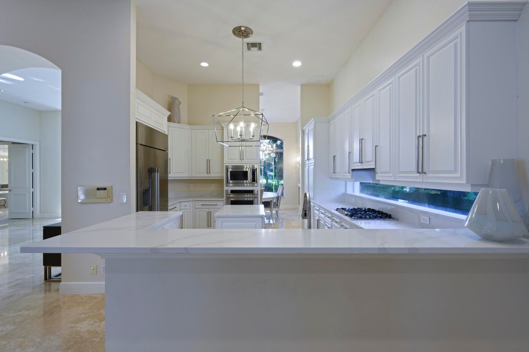 For Sale: $1,575,000 (5 beds, 4 baths, 3701 Square Feet)