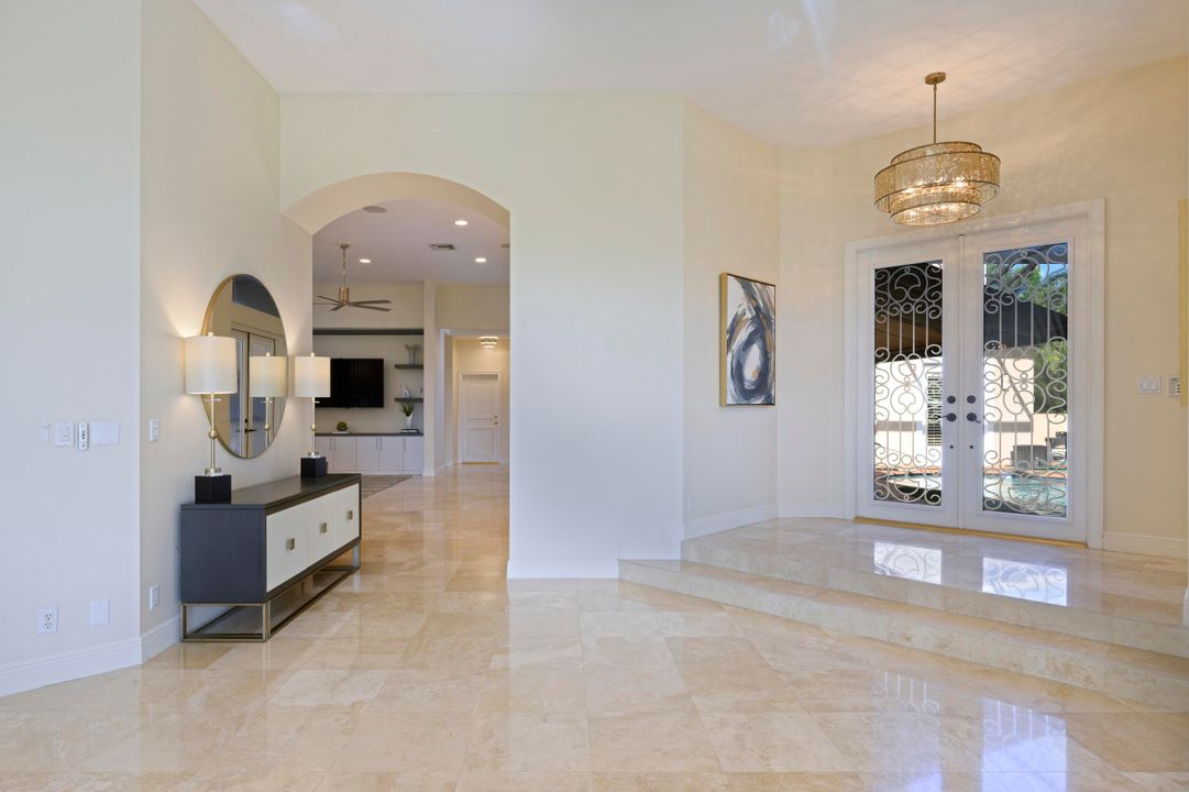 For Sale: $1,575,000 (5 beds, 4 baths, 3701 Square Feet)