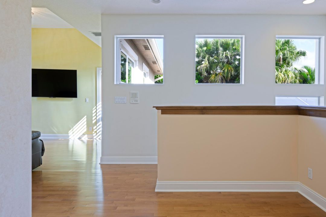 For Sale: $1,575,000 (5 beds, 4 baths, 3701 Square Feet)