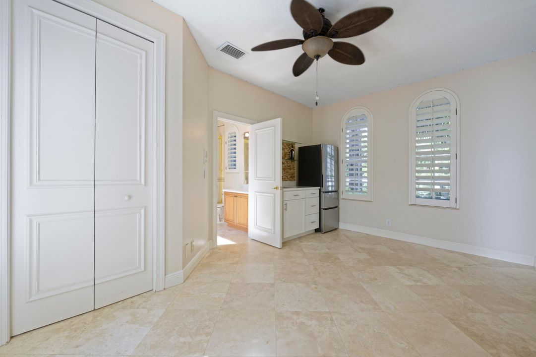 For Sale: $1,575,000 (5 beds, 4 baths, 3701 Square Feet)