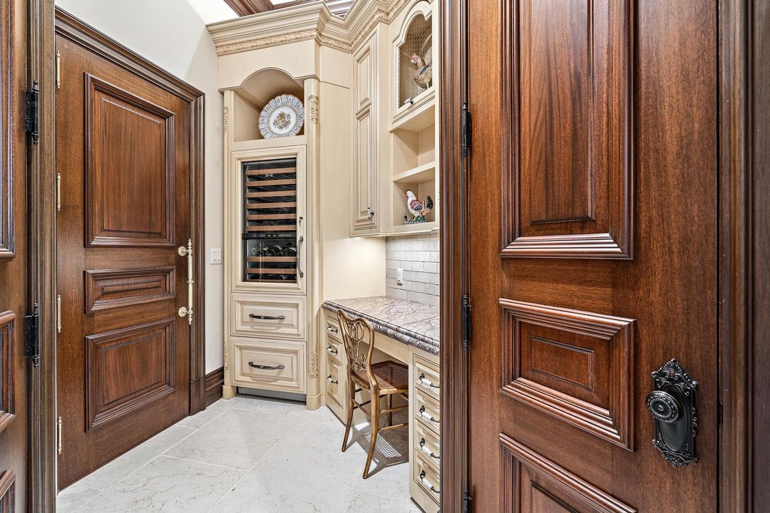 For Sale: $6,200,000 (3 beds, 5 baths, 5656 Square Feet)