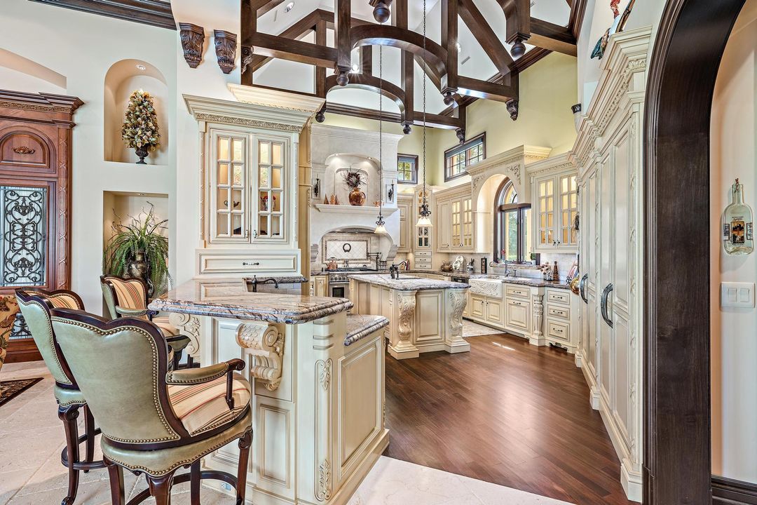 For Sale: $6,200,000 (3 beds, 5 baths, 5656 Square Feet)