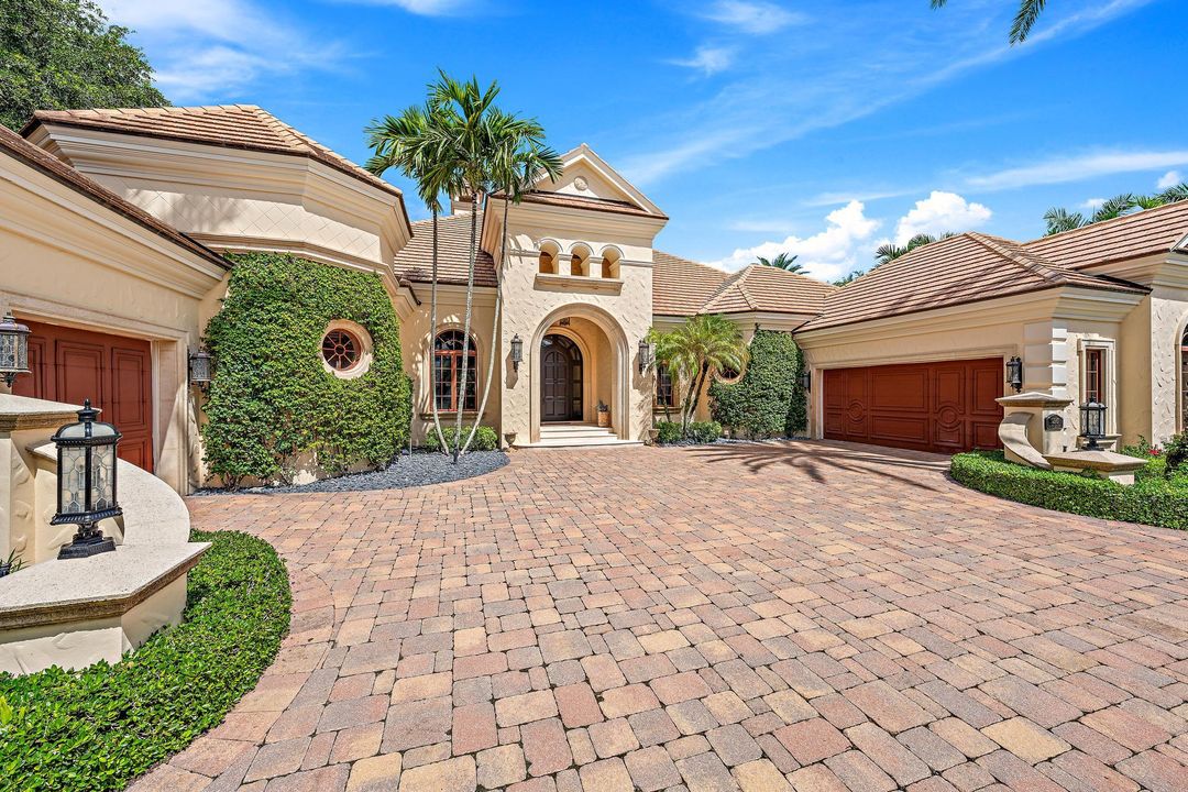 For Sale: $6,200,000 (3 beds, 5 baths, 5656 Square Feet)