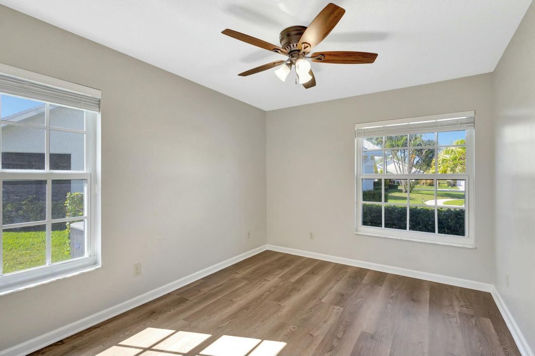 Activo con contrato: $599,999 (3 camas, 2 baños, 1339 Pies cuadrados)