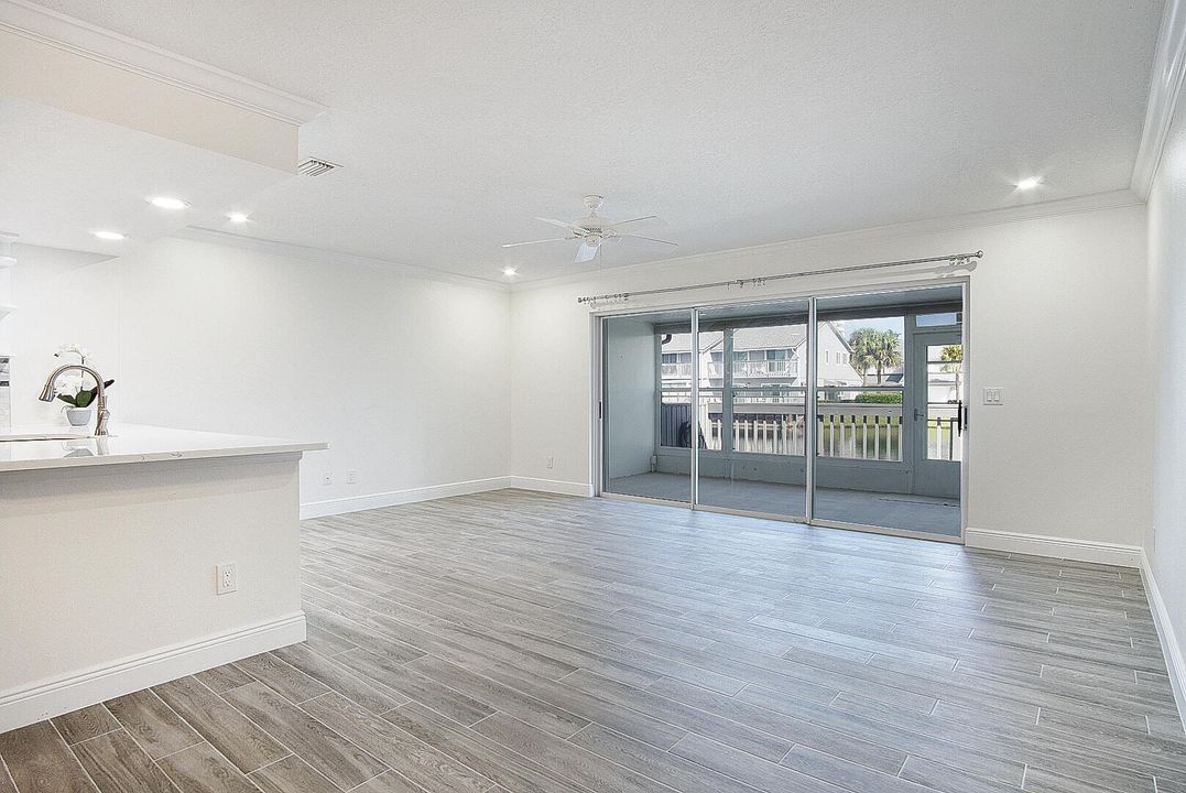 待售: $529,900 (2 贝兹, 2 浴室, 1520 平方英尺)