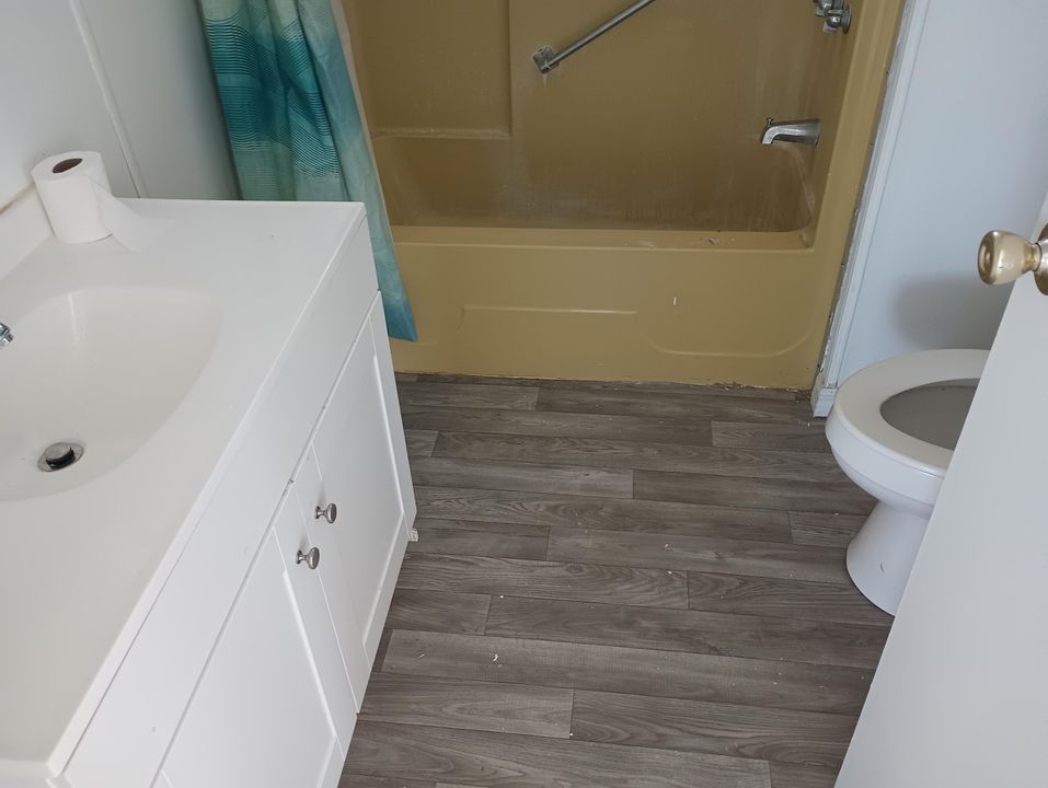 待售: $16,000 (2 贝兹, 2 浴室, 1000 平方英尺)