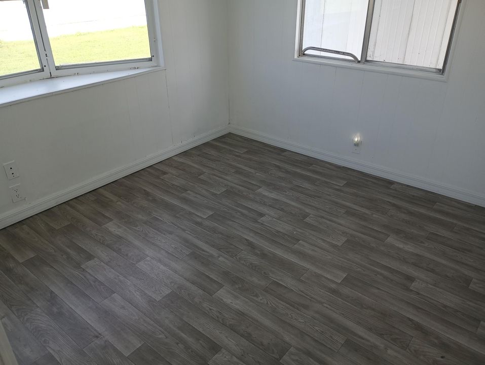 待售: $16,000 (2 贝兹, 2 浴室, 1000 平方英尺)