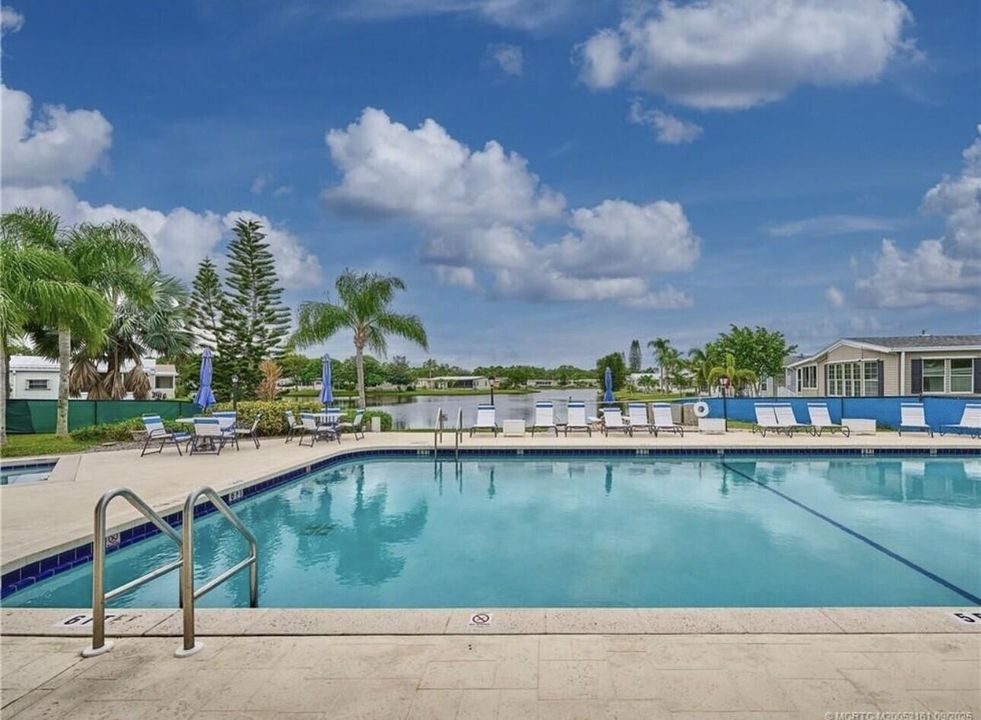 待售: $125,000 (3 贝兹, 2 浴室, 1560 平方英尺)