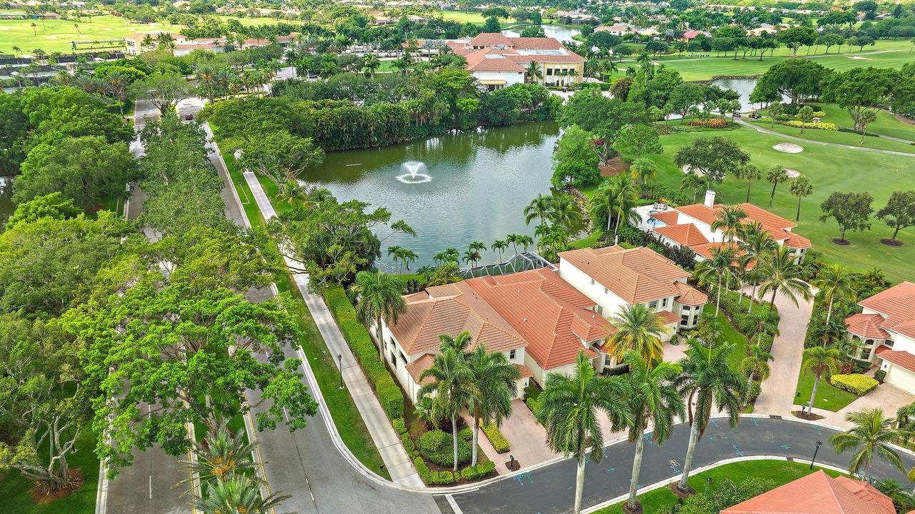 En Renta: $15,500 (3 camas, 3 baños, 2927 Pies cuadrados)