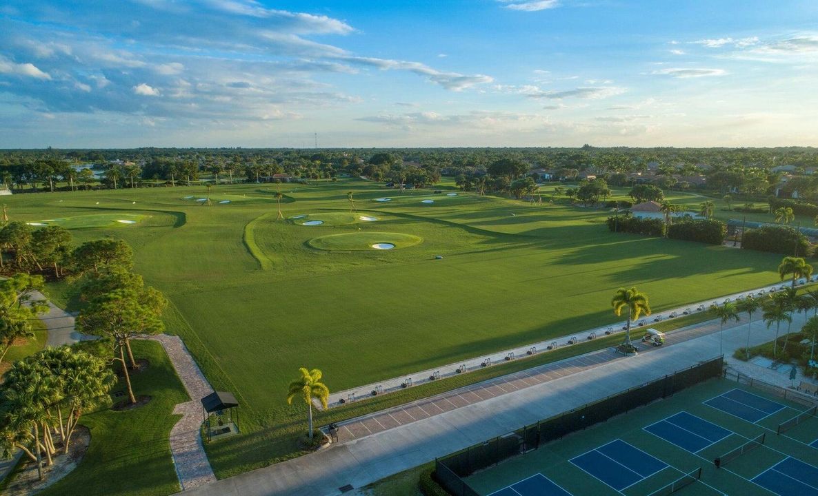 En Renta: $15,500 (3 camas, 3 baños, 2927 Pies cuadrados)