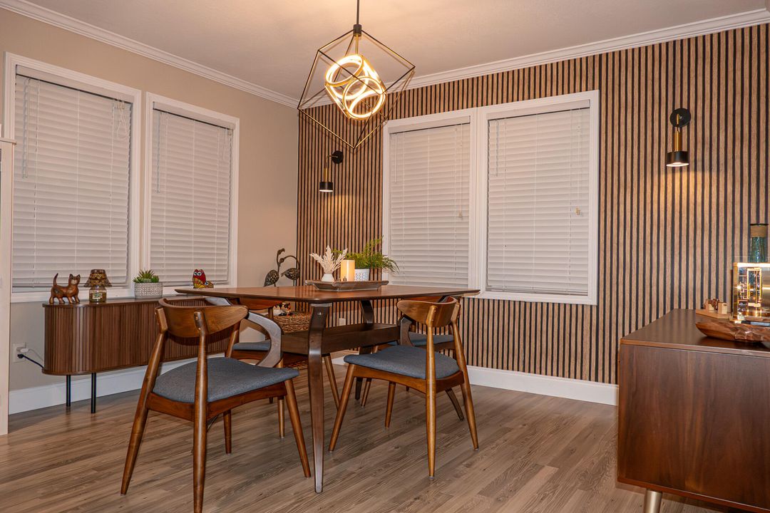 待售: $230,000 (2 贝兹, 2 浴室, 1404 平方英尺)