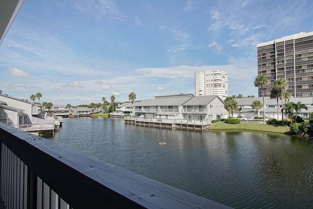 待售: $529,900 (2 贝兹, 2 浴室, 1520 平方英尺)