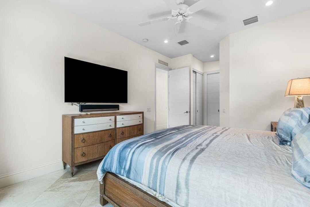 出租: $7,500 (2 贝兹, 2 浴室, 1740 平方英尺)