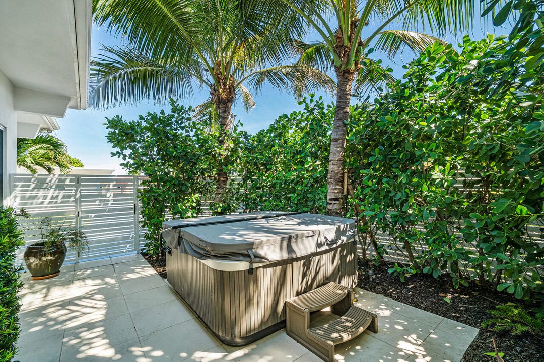 出租: $7,500 (2 贝兹, 2 浴室, 1740 平方英尺)