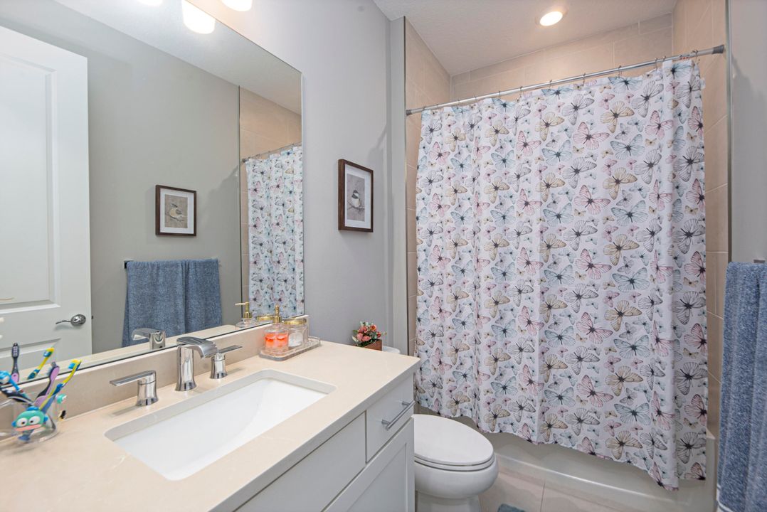 出租: $3,450 (4 贝兹, 2 浴室, 1850 平方英尺)