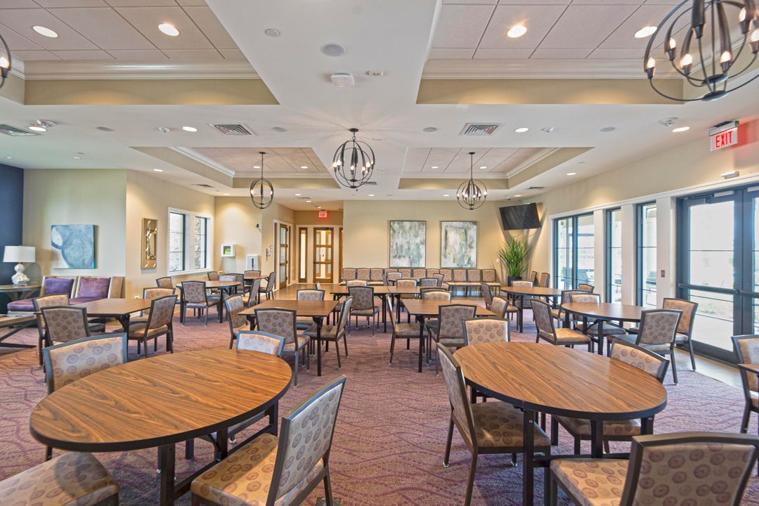 出租: $3,450 (4 贝兹, 2 浴室, 1850 平方英尺)