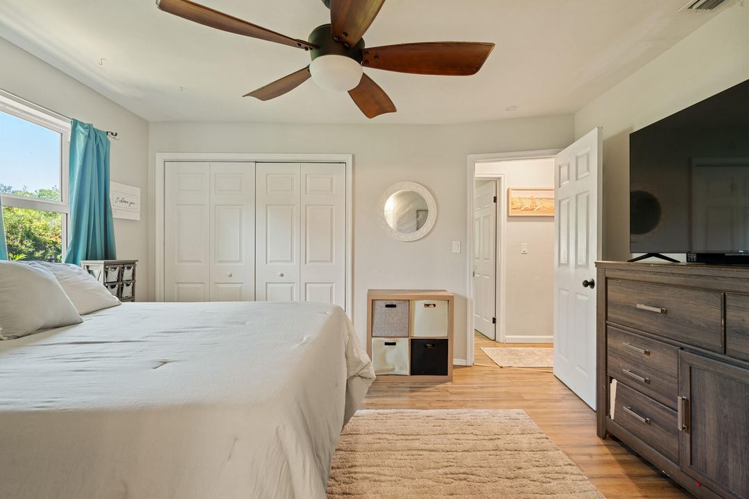 For Sale: $360,000 (3 beds, 3 baths, 1924 Square Feet)