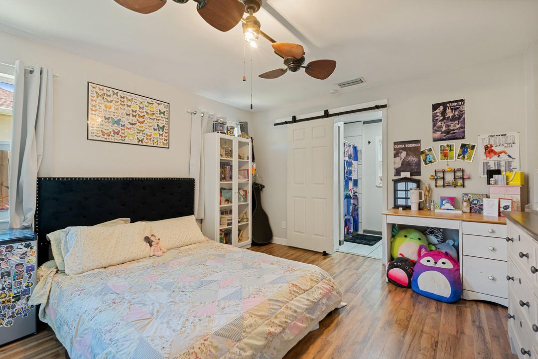 For Sale: $360,000 (3 beds, 3 baths, 1924 Square Feet)