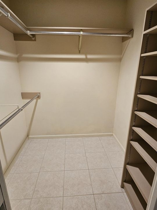 For Sale: $1,745,000 (4 beds, 2 baths, 3063 Square Feet)